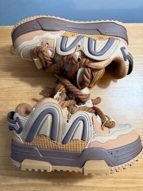 Q-And Chunky Platform Skateboard Shoes